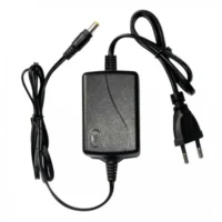 Fuente de poder 12V 1A para Cámaras